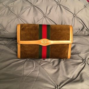 Vintage Gucci Clutch. Make an offer......